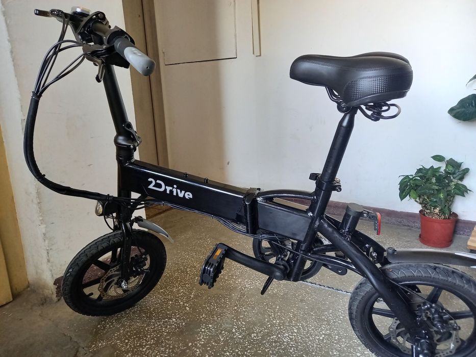 Bicicleta electrica pliabila roti pe 16