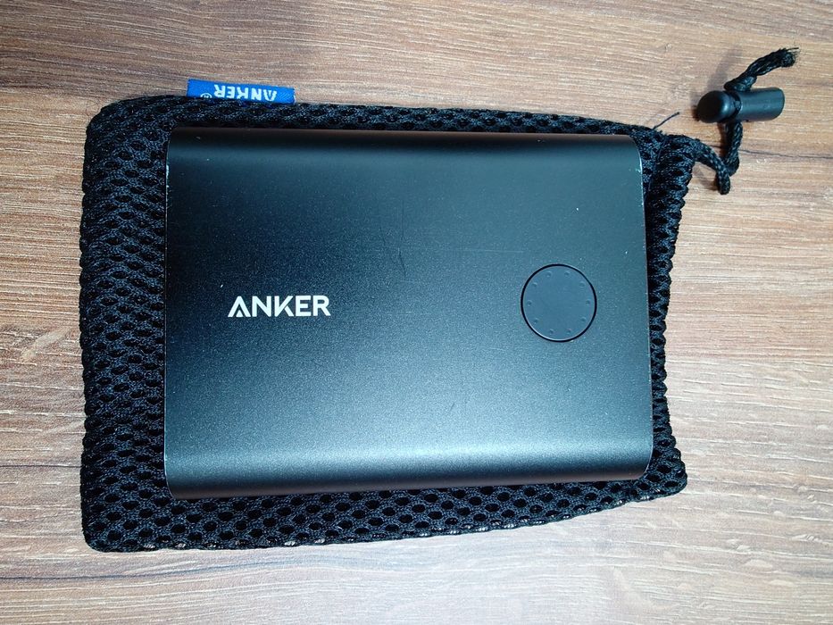 Baterie externa Anker 13400 mAh, 46.8 Wh