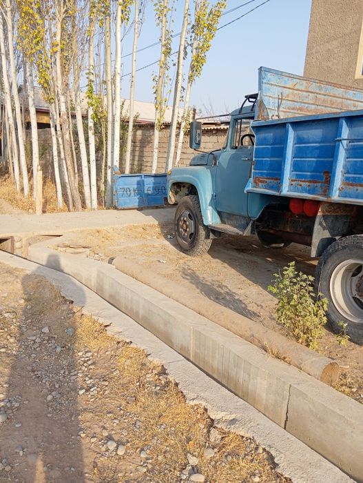 Зил 130 сотлади йили 1980