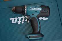 Нов,оригинален,акумулаторен винтоверт Makita DDF453 18V