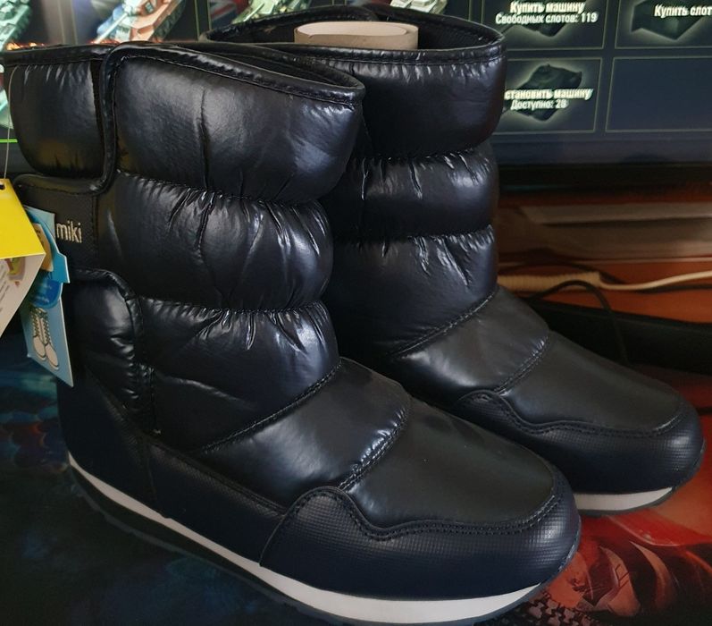 Продам сапожки унисекс новые