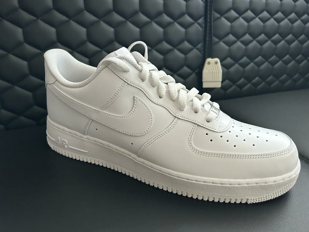 Adidas Nike Air Force 1