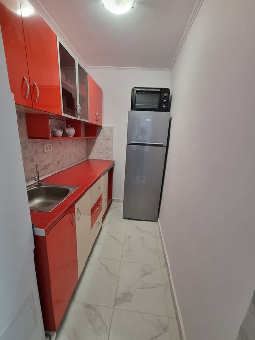 Garsoniera de închiriat