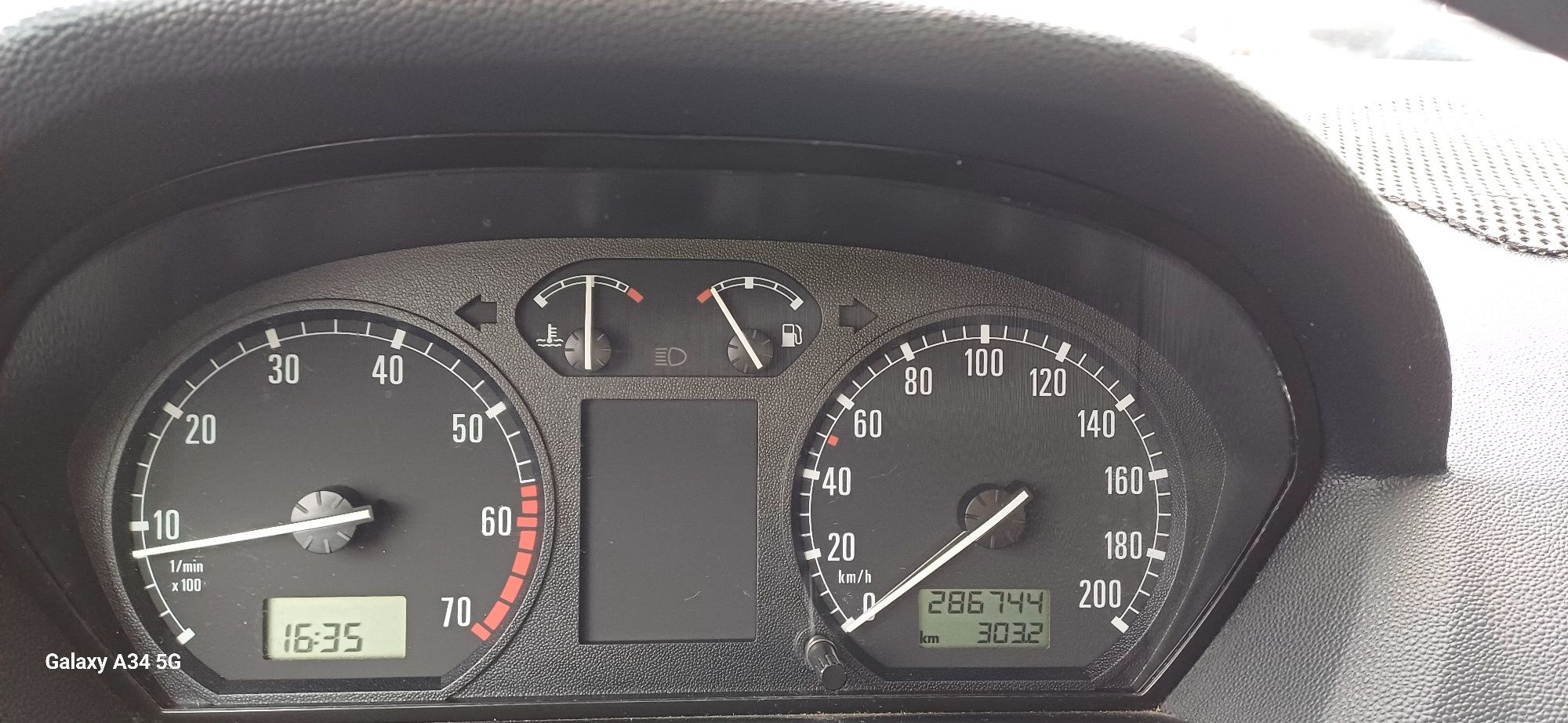 Vând Skoda Fabia din 2002, 1,4 benzina!