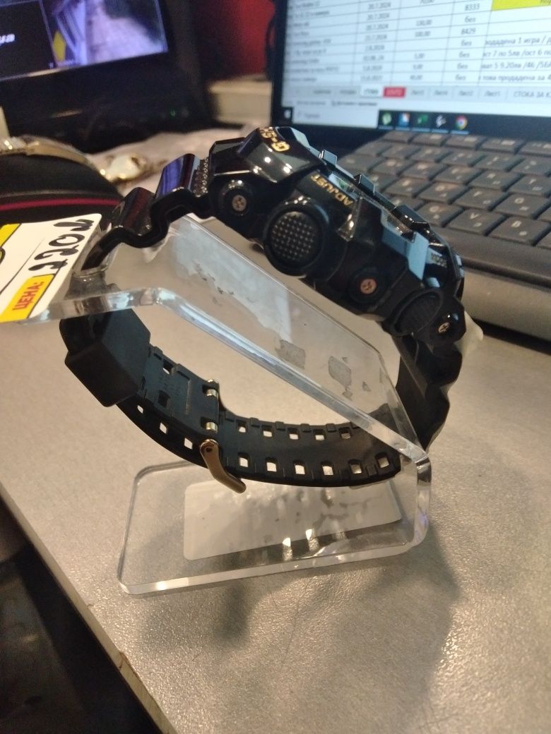 Часовник Casio G-Shock GA710GB