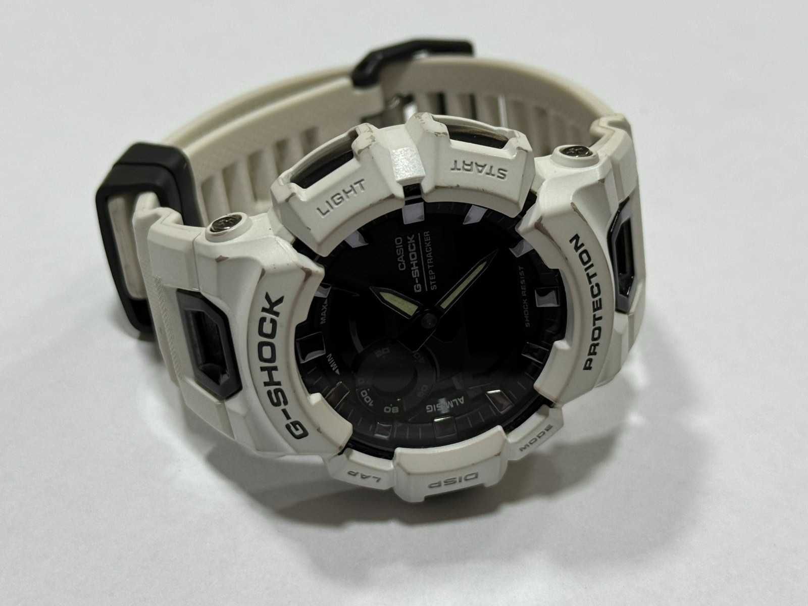 Часовник Casio G-Shock GBA-900-7AER