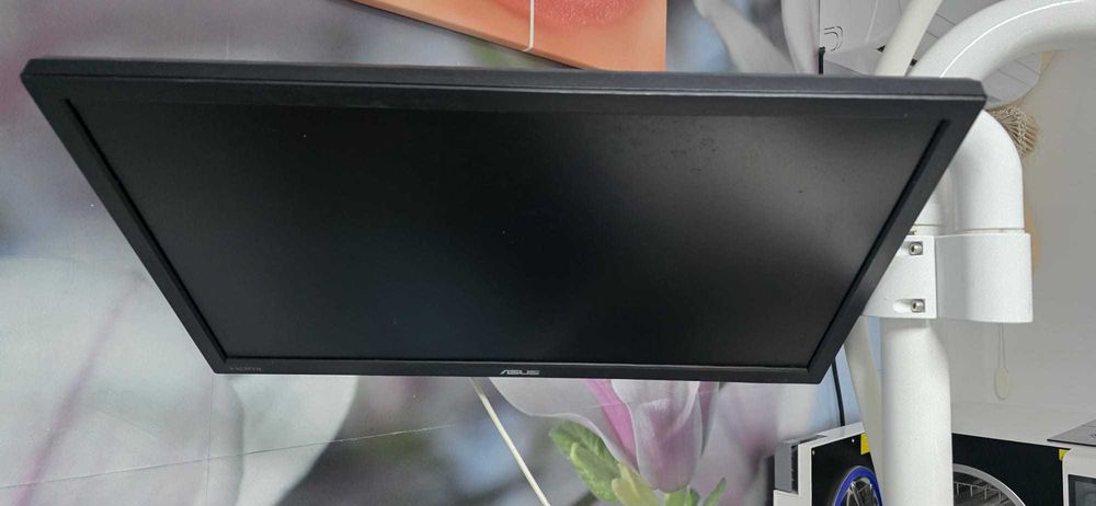 Camera intraorala + TV + suport + cabluri