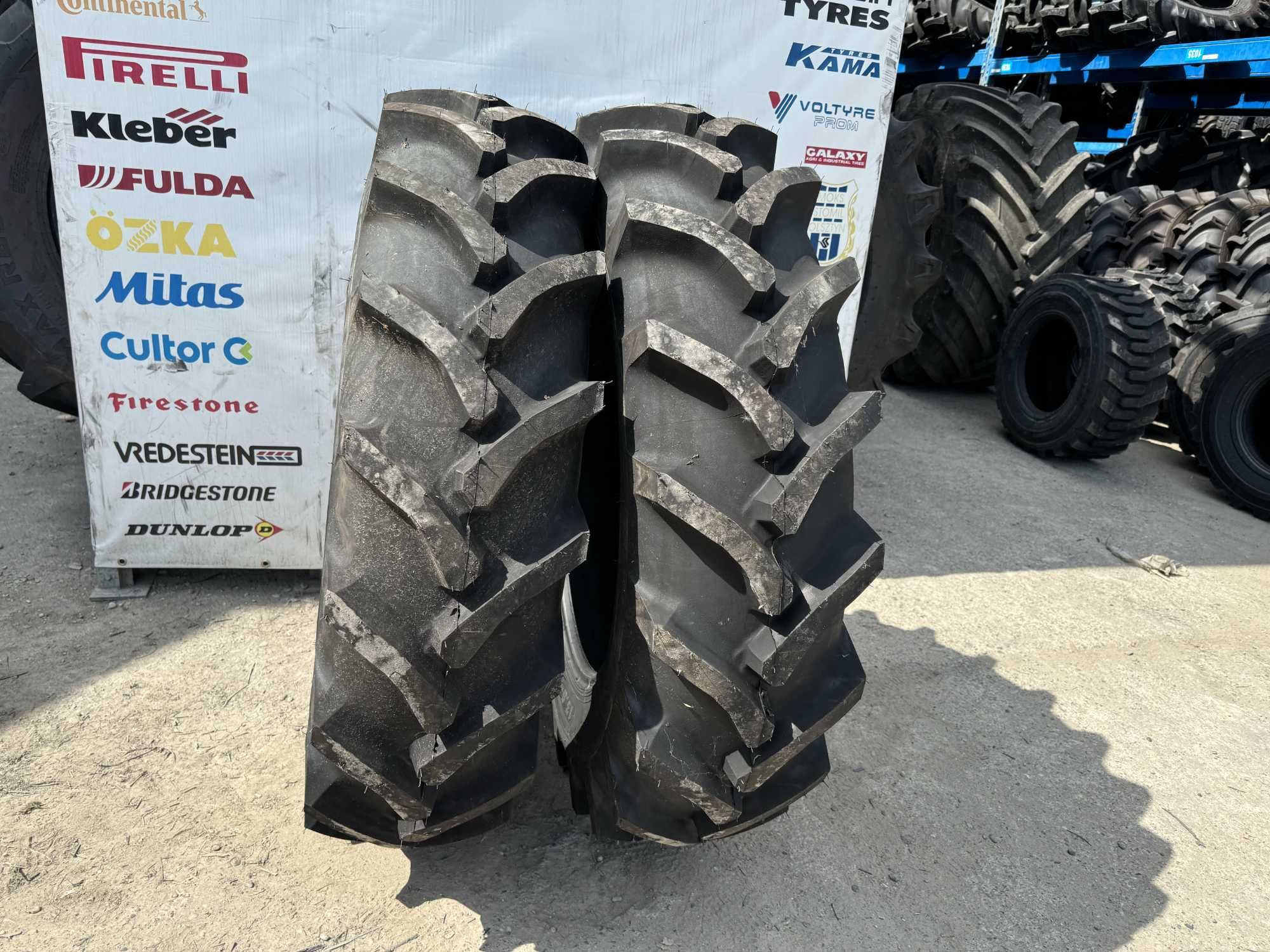 13.6-28 cu 8 pliuri pentru tractor spate anvelope noi marca CULTOR