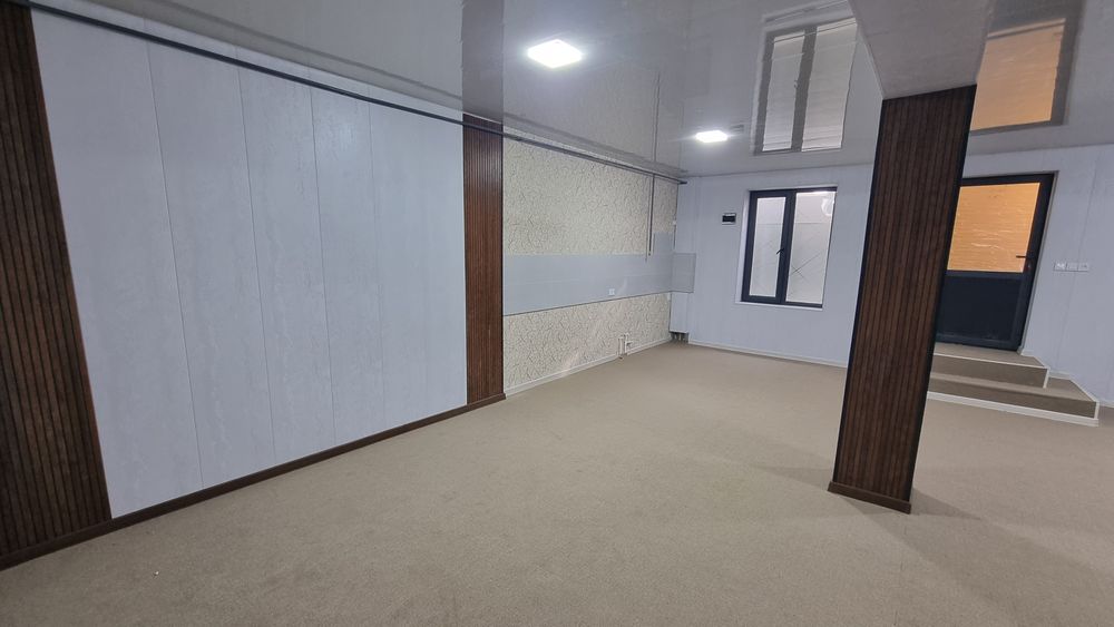 Назарбек катта иттифоқда янги қурилган тайёр уй сотилади.