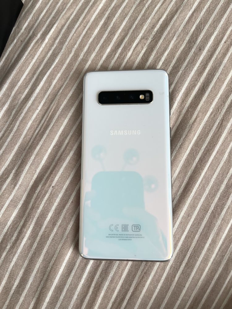 Samsung Galaxy S10 ОБМЕНА НЕТ
