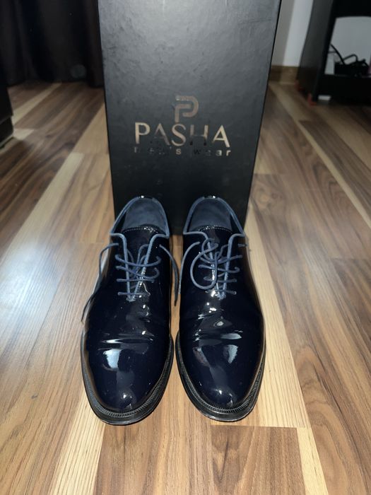 Vand costum ginere “ PASHA MEN”S WEAR”  complet.