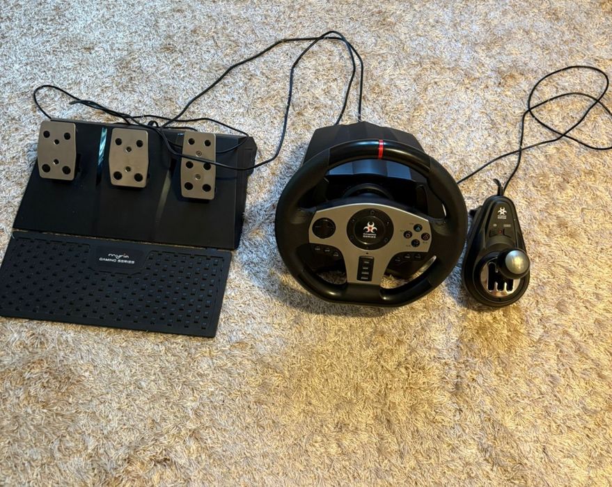 De vânzare volan gaming Myria MG 7418 + pedale +schimbător,