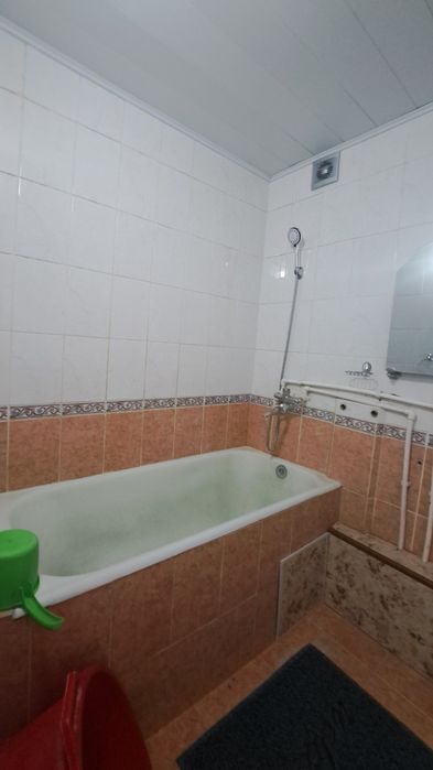 Чирчик шахар 
Окковок кумуш туйхонаси ёнида 
#2-хона 3-этаж 
Кварти