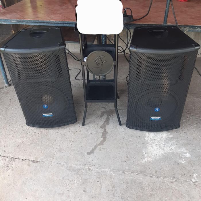 Активни тонколони Mackie sa1521