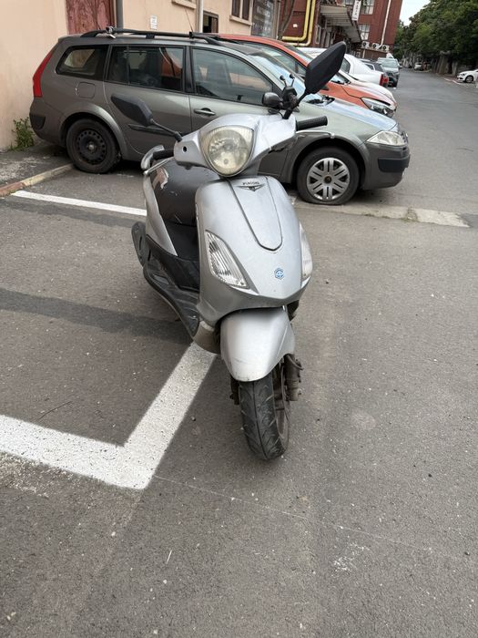Piaggio Fly 50 4T