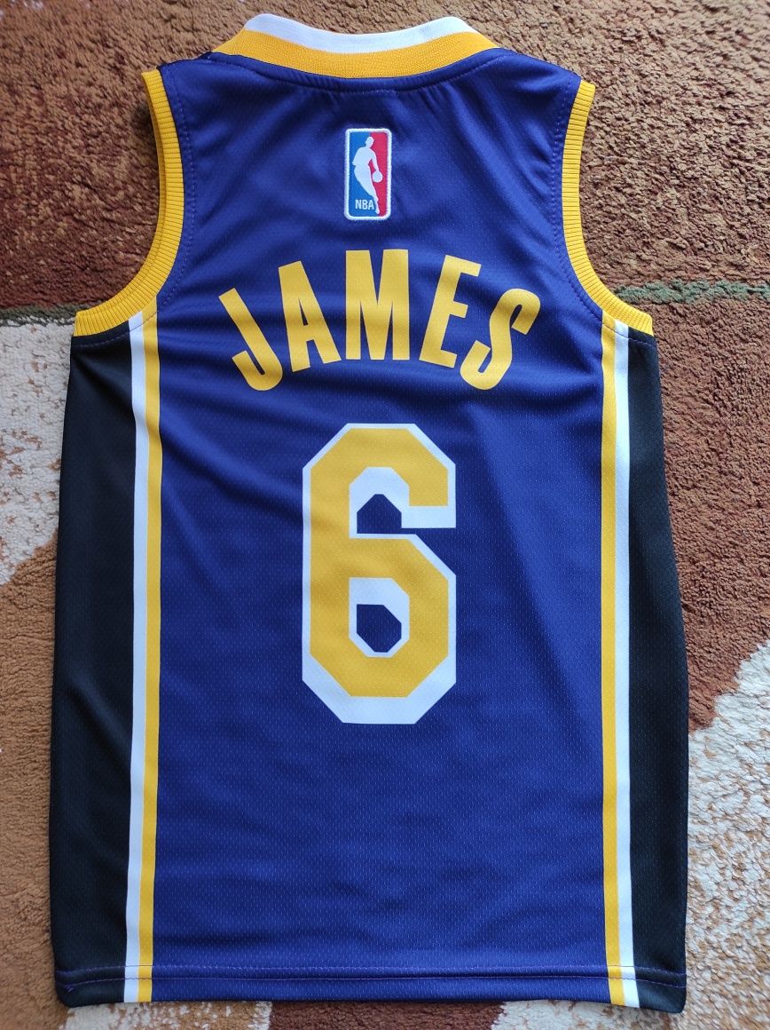 Echipament Lakers 7-14 ani James