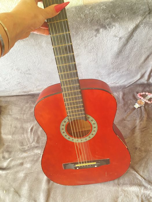 Продам гитару 7 струн