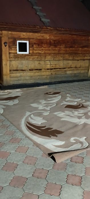 Продам ковер ( размер 2.5*4)