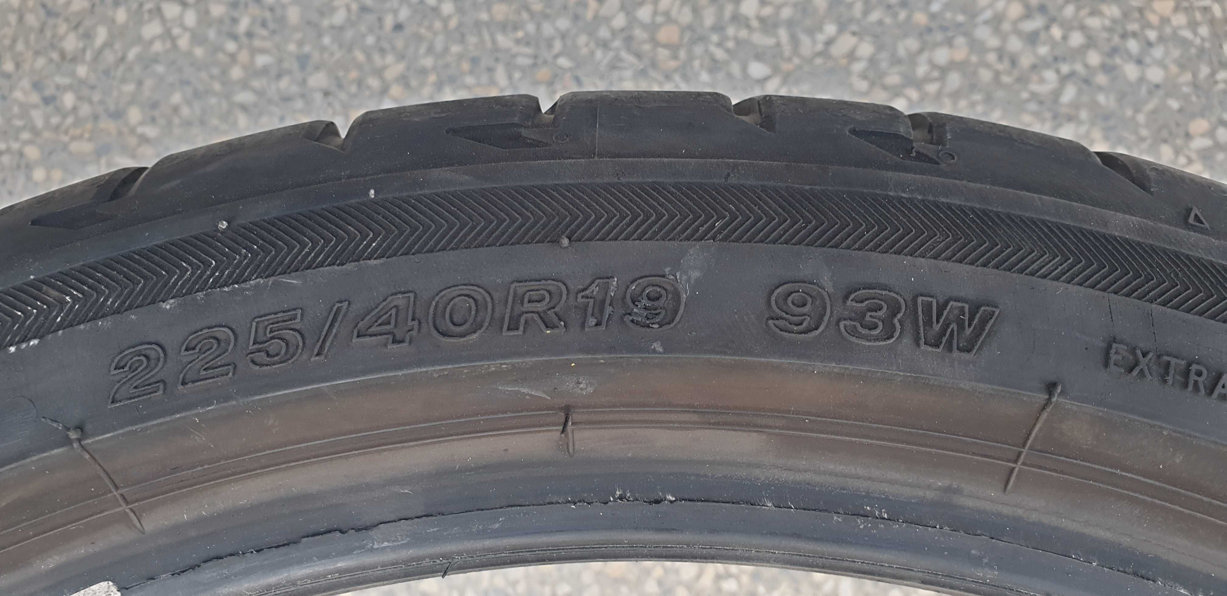 4 броя летни гуми Bridgestone Potenza S001  225/40R19 93W.