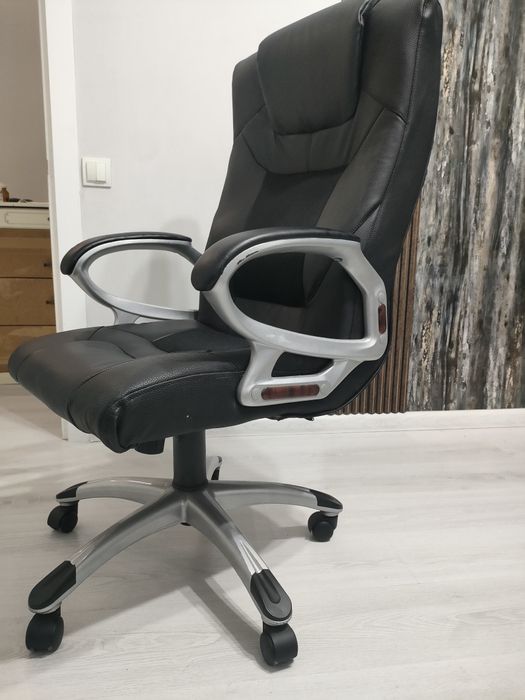 Продам компьютерное кресло