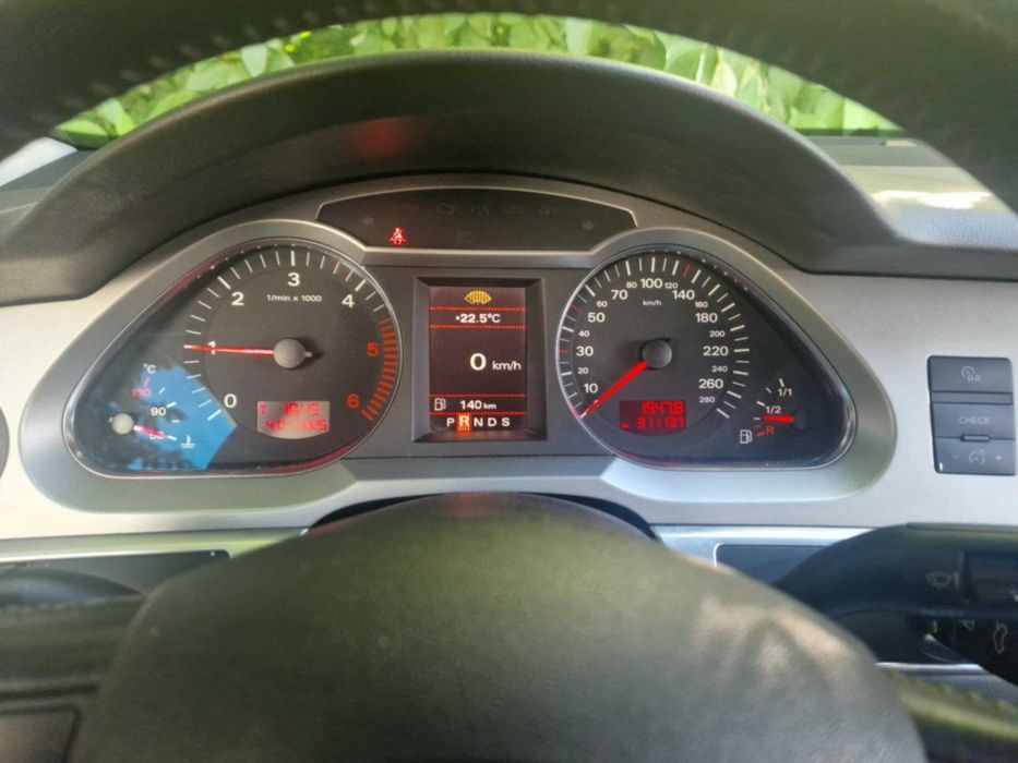Audi A 6 EF. 2 L motorina
