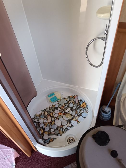 Vind rulota marca Jura, înmatriculată,an 2003.