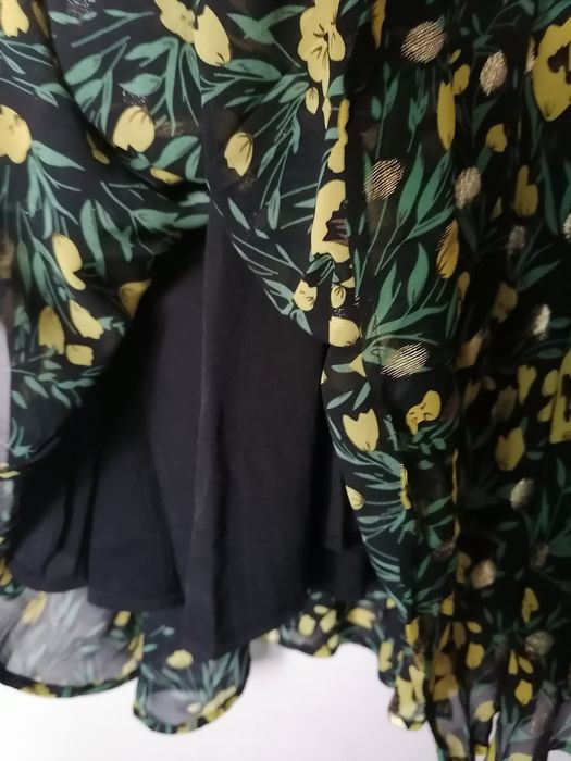 Страхотна рокля/