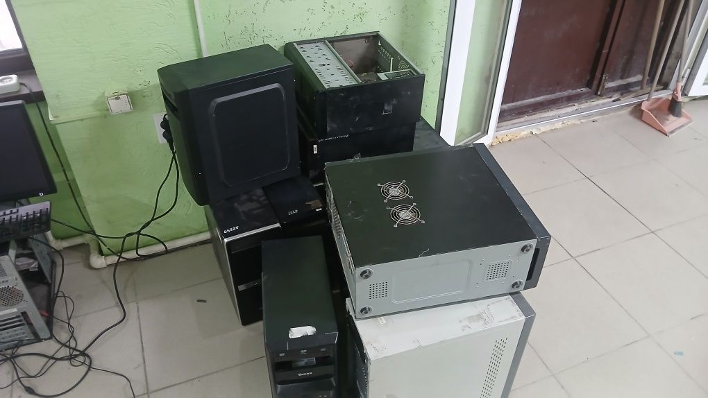 Продам офисные компы в сборе