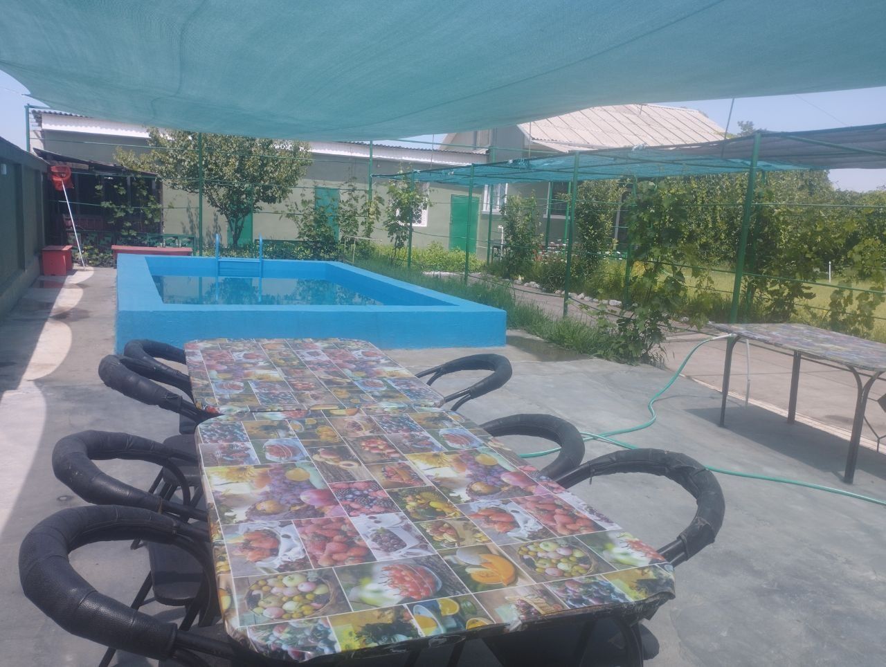 Dacha sotiladi piskent 1chi mo‘stda