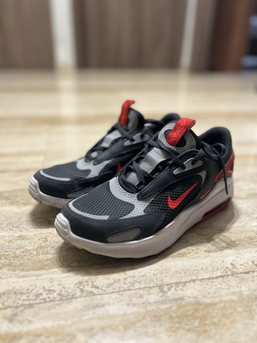 Nike Air Max Bolt