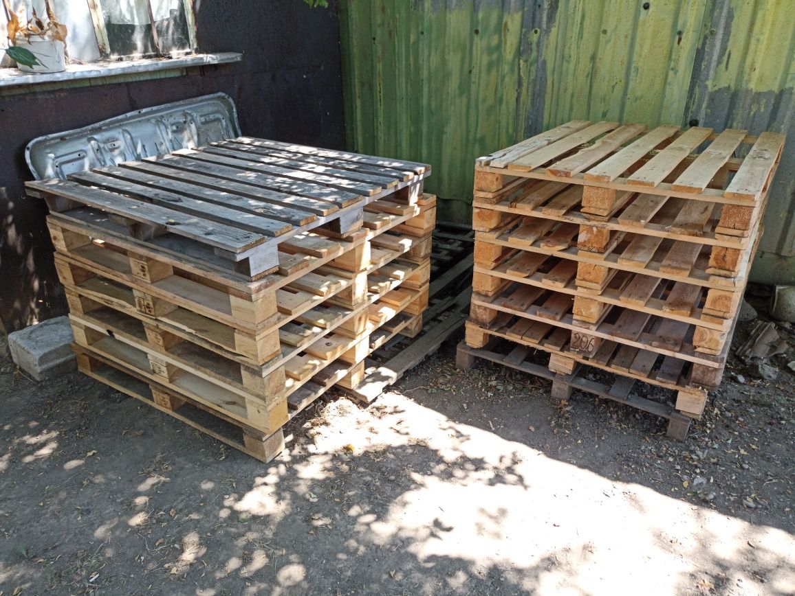 Продавам палети 100х120