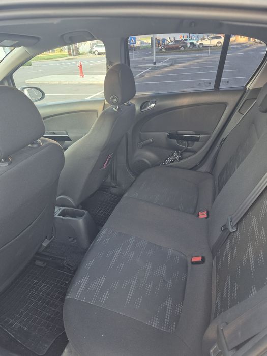 Opel Corsa D 1.2 benzina 85 CP