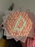Buchet trandafiri sapun cu initiala / buchet personalizat cu accesorii