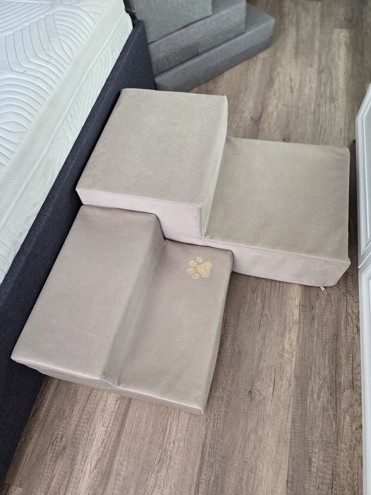 продава стълбички за домашни любимци