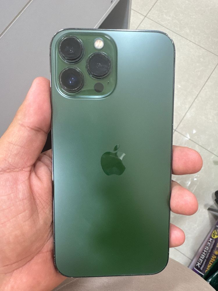 Продам свой Iphone 13 Pro Max 128gb Green в идеальном состаяние