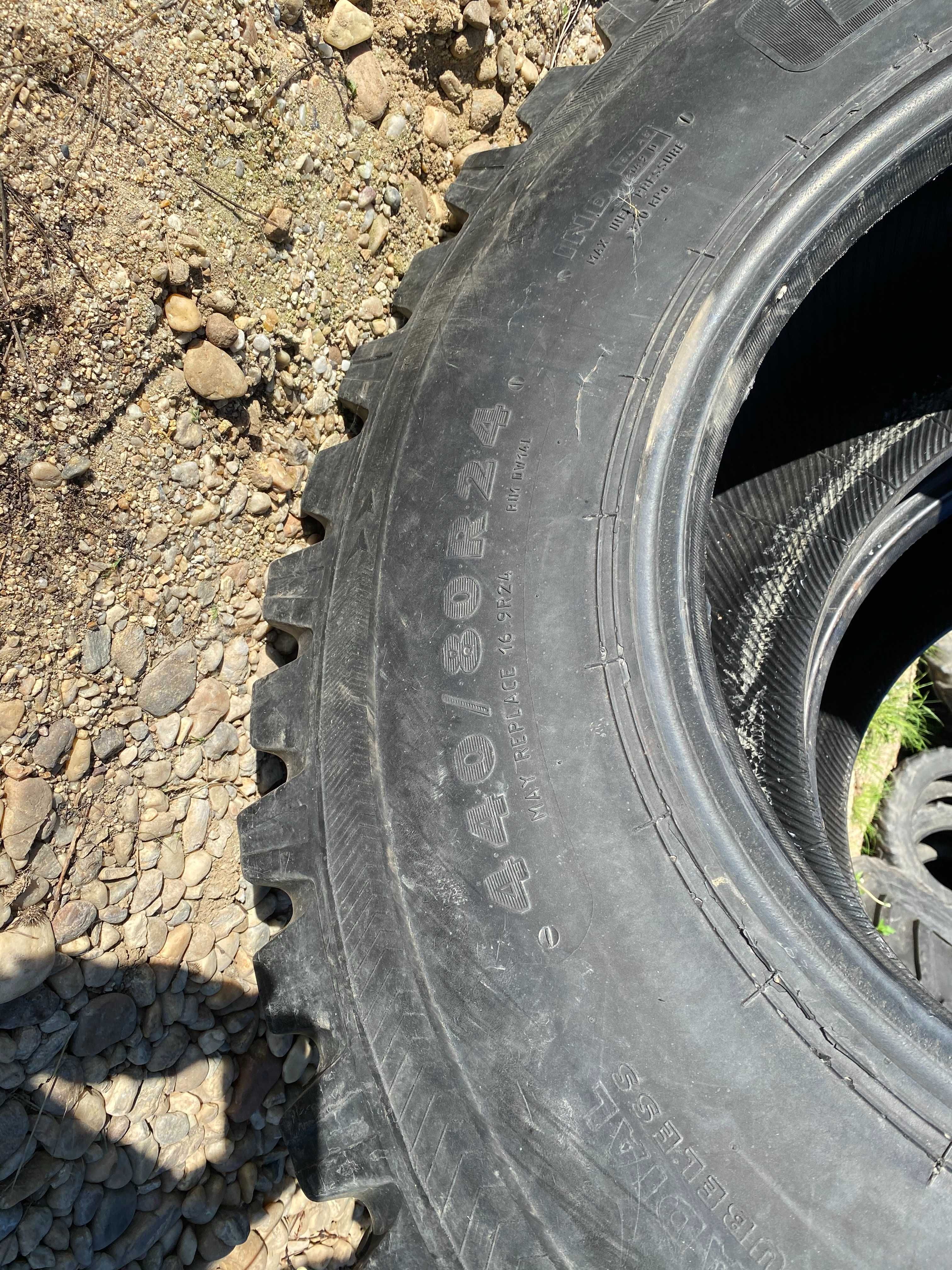 Anvelope 16.9 R24 Nokian