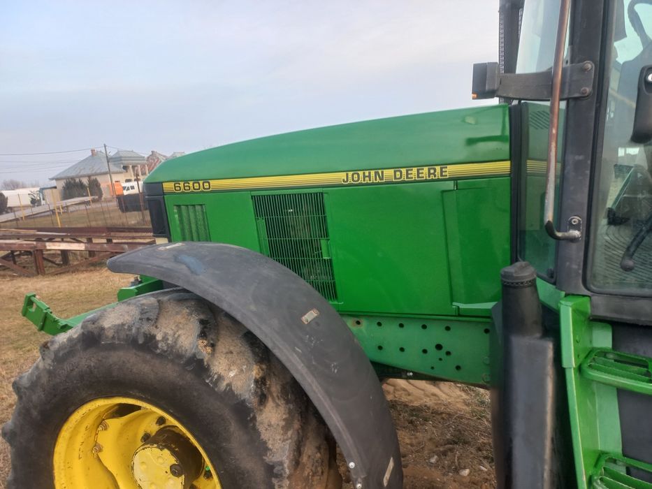 Tractor John deere 6600