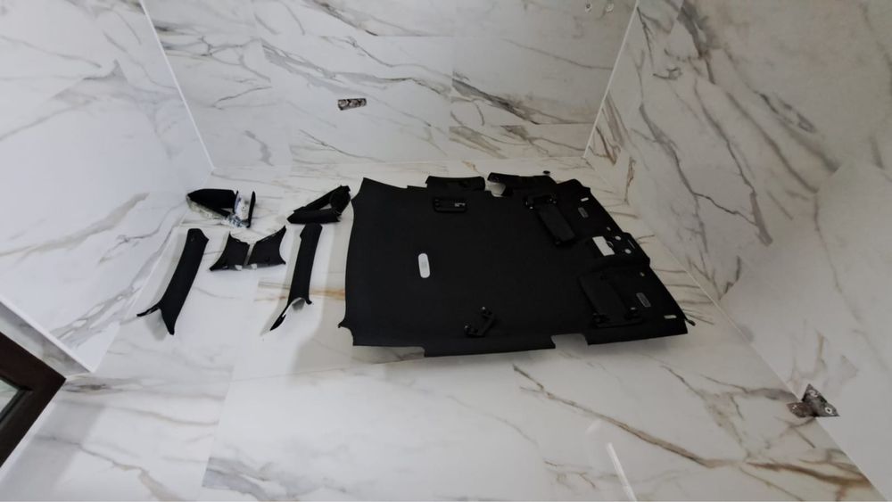 Plafon negru Audi A5