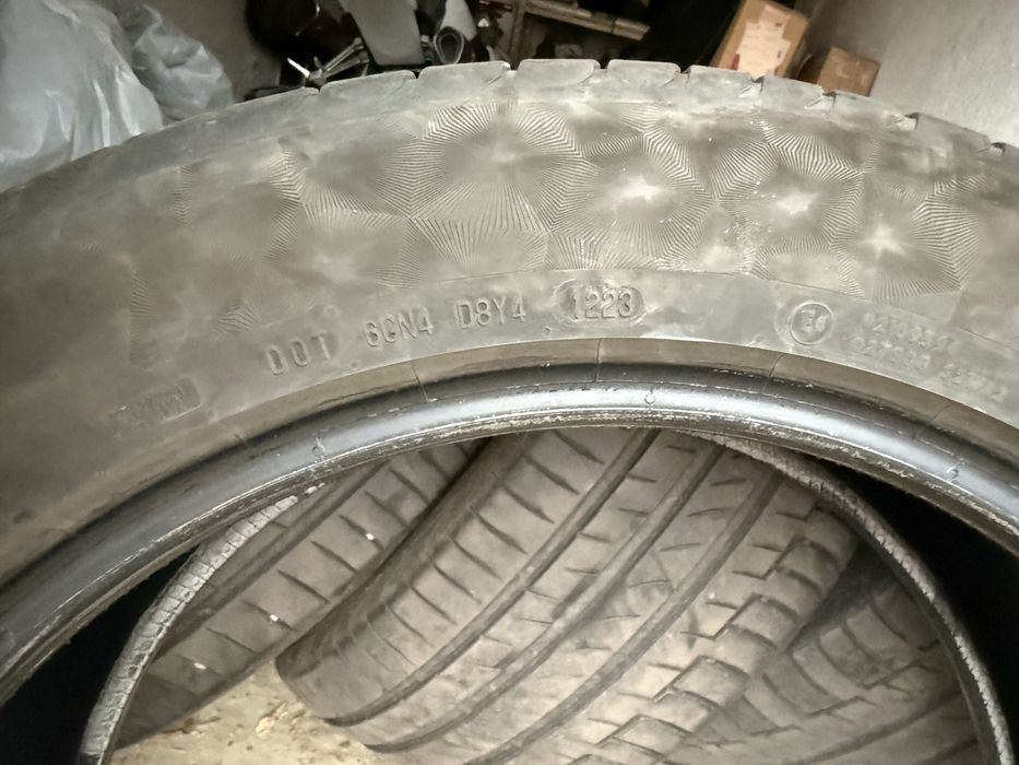 Continental vara 255 50 20