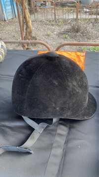 Продам шлем для верховой езды размер М