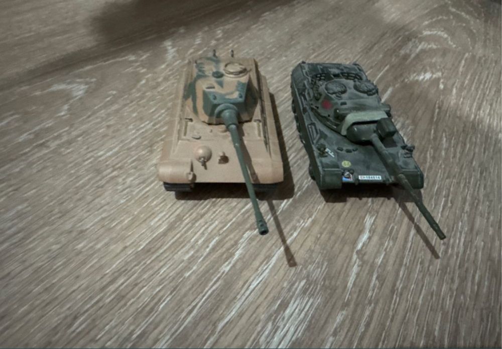 Machete militare 1/72 tanc Tiger 1 si Tiger 2