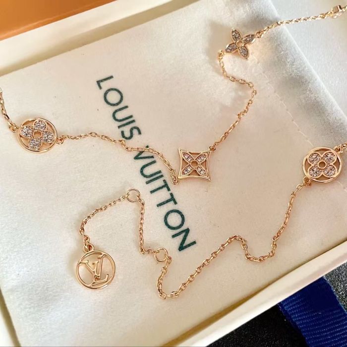 Lantisor Louis Vuitton