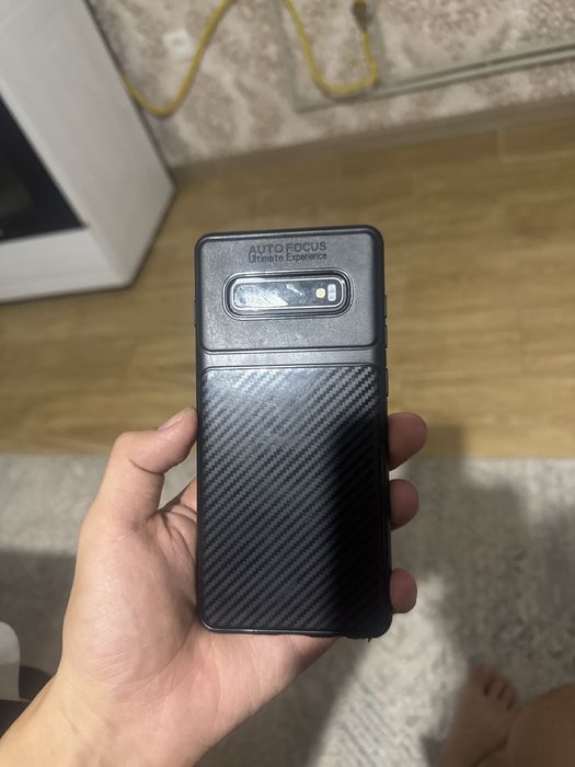 Самсунг с10 плюс