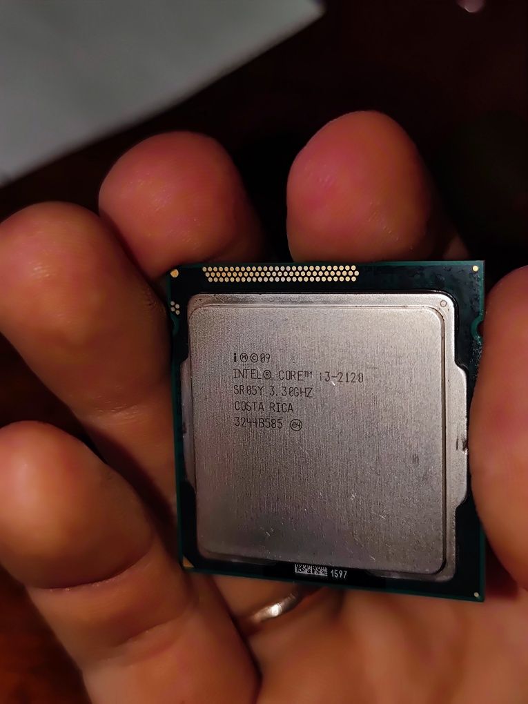 Intel core i5 3330 3Ghz i3 2120