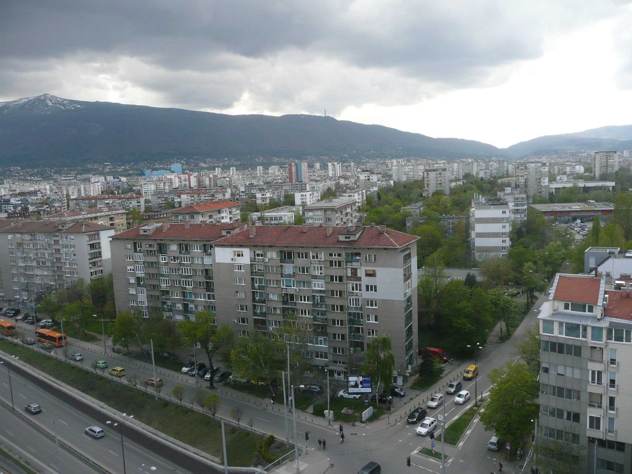 Дава се под наем Двустаен апартамент в София, Център - 80 кв.м за 500 € - Снимка #13