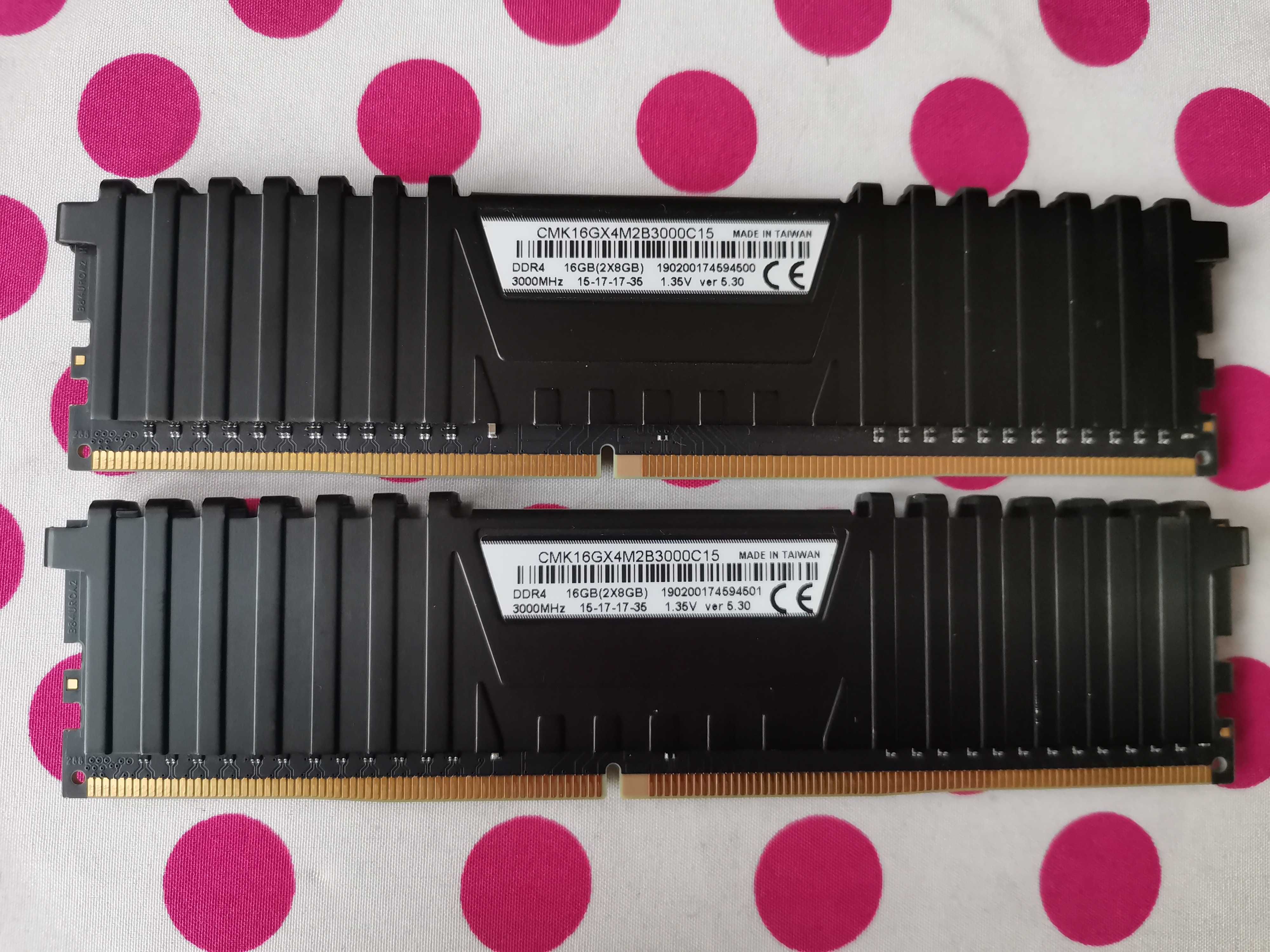 Memorie Corsair Vengeance LPX Black 16GB DDR4 3000MHz Desktop.