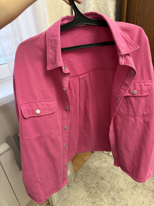 Рубашка розовая плотный ткань