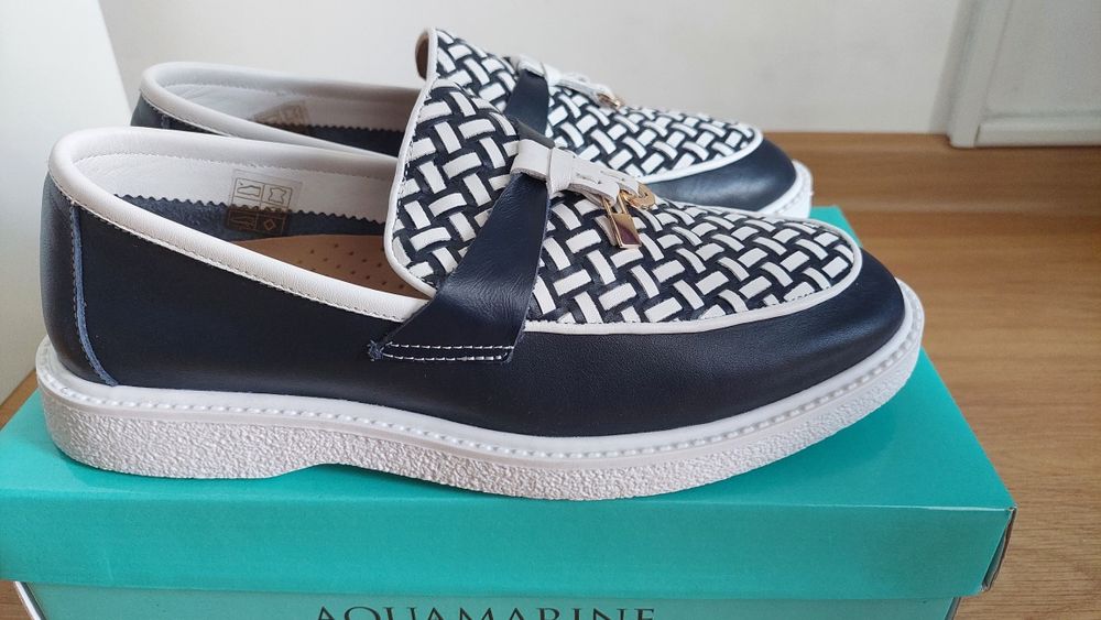 Дамски кожени обувки Aquamarine. Чисто нови. Номер 38.