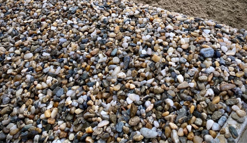 Nisip Piatra concasata Balastru Pamant vegetal