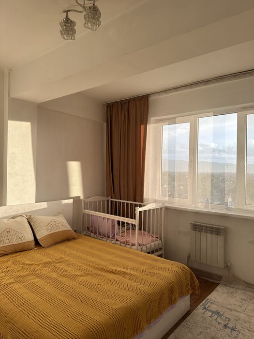 Продам кровать двухспальная Ikea